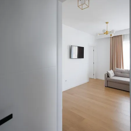 Moldovei 2 Apartments - Free Parking Near Bt Arena *
