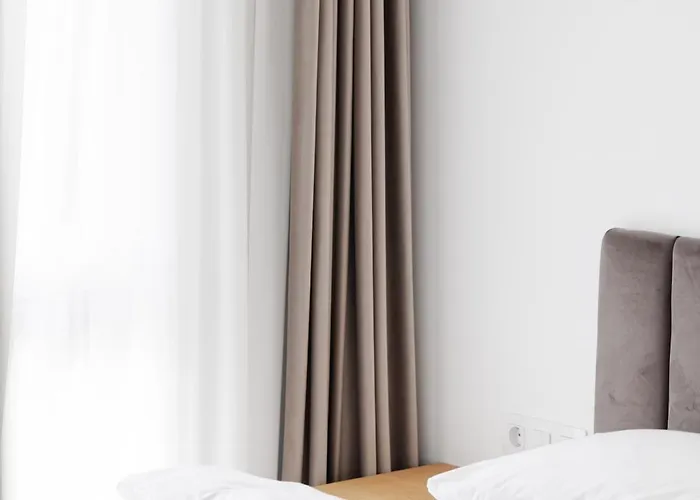 Moldovei 2 Apartments - Free Parking Near Bt Arena Apartment *